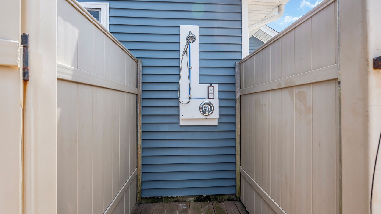 Photo of Outdoor in Wall