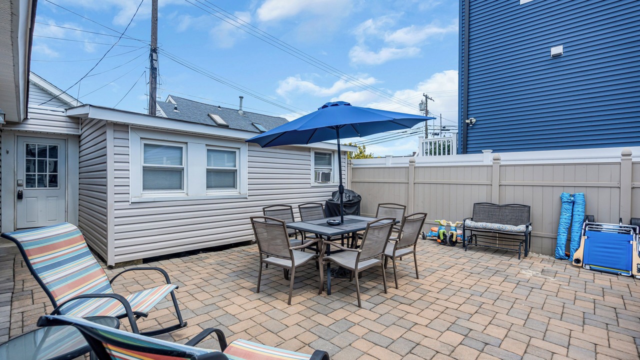 Photo of Outdoor in Wall