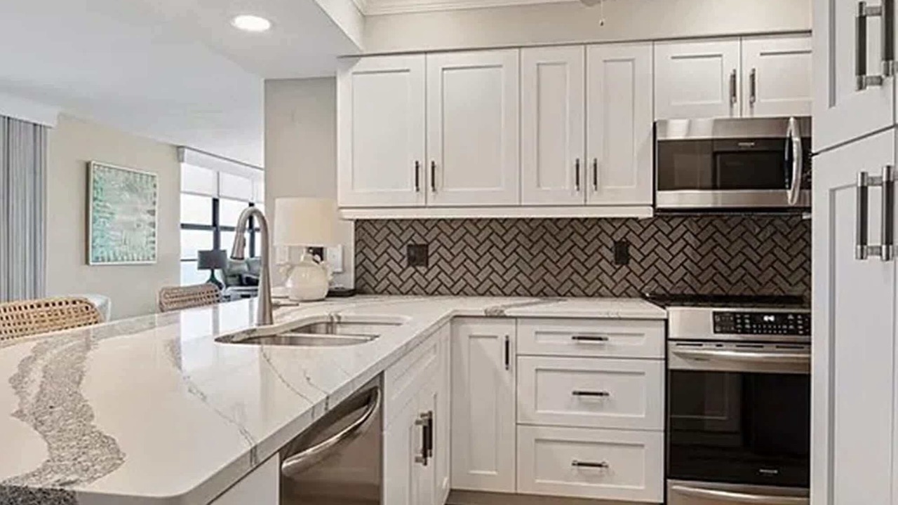 Photo of Kitchen in Golden Beach