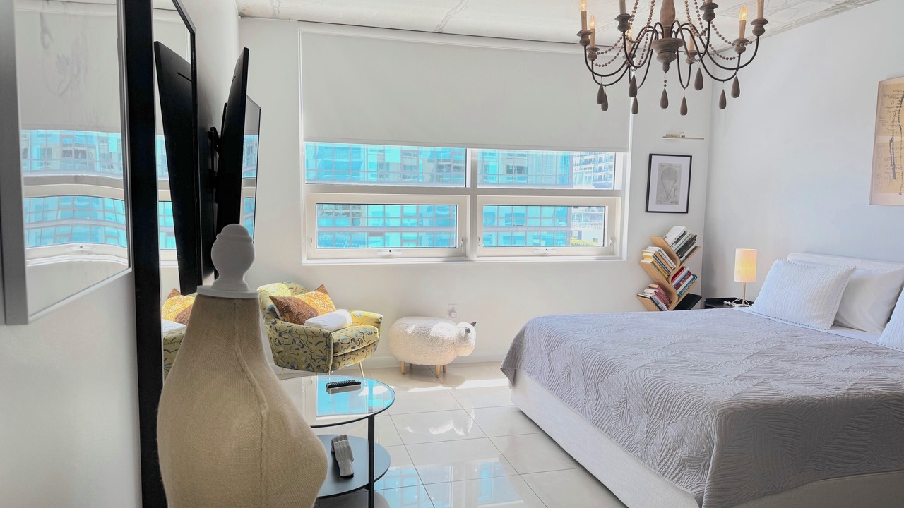 Photo of Bedroom in Midtown