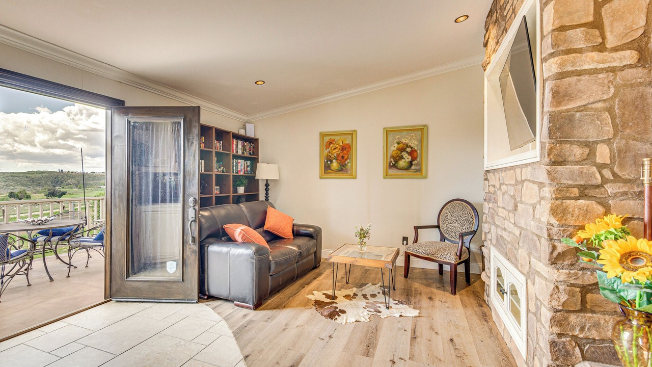 Photo of Livingroom in Menifee