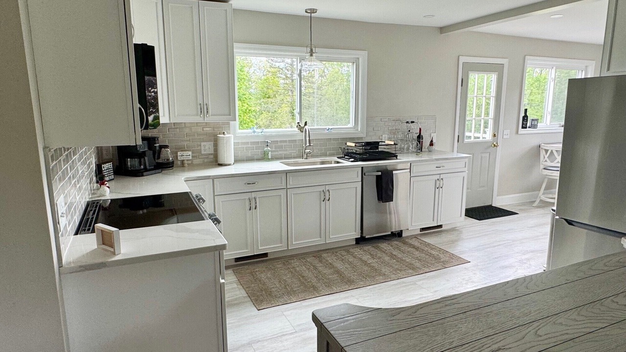 Photo of Kitchen in Middle Hope