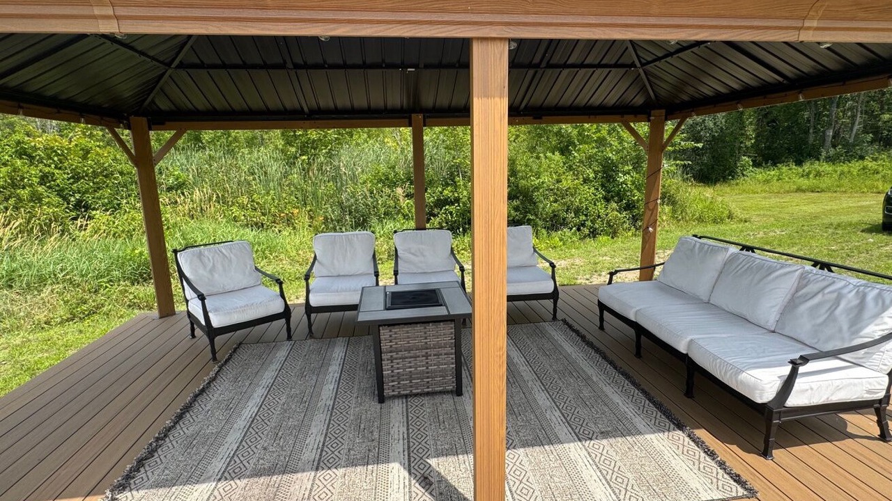 Photo of Outdoor in Middle Hope