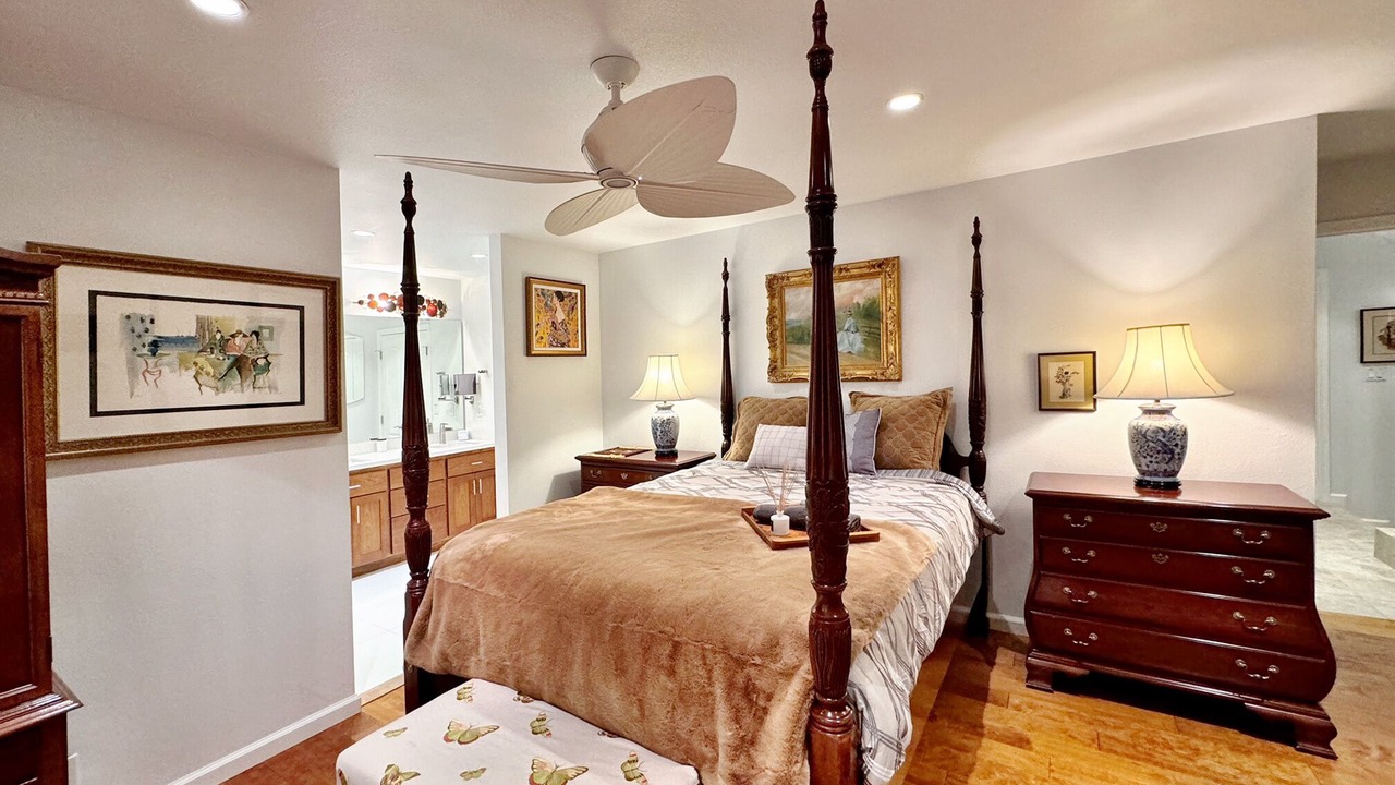 Photo of Bedroom in Round Hill Village