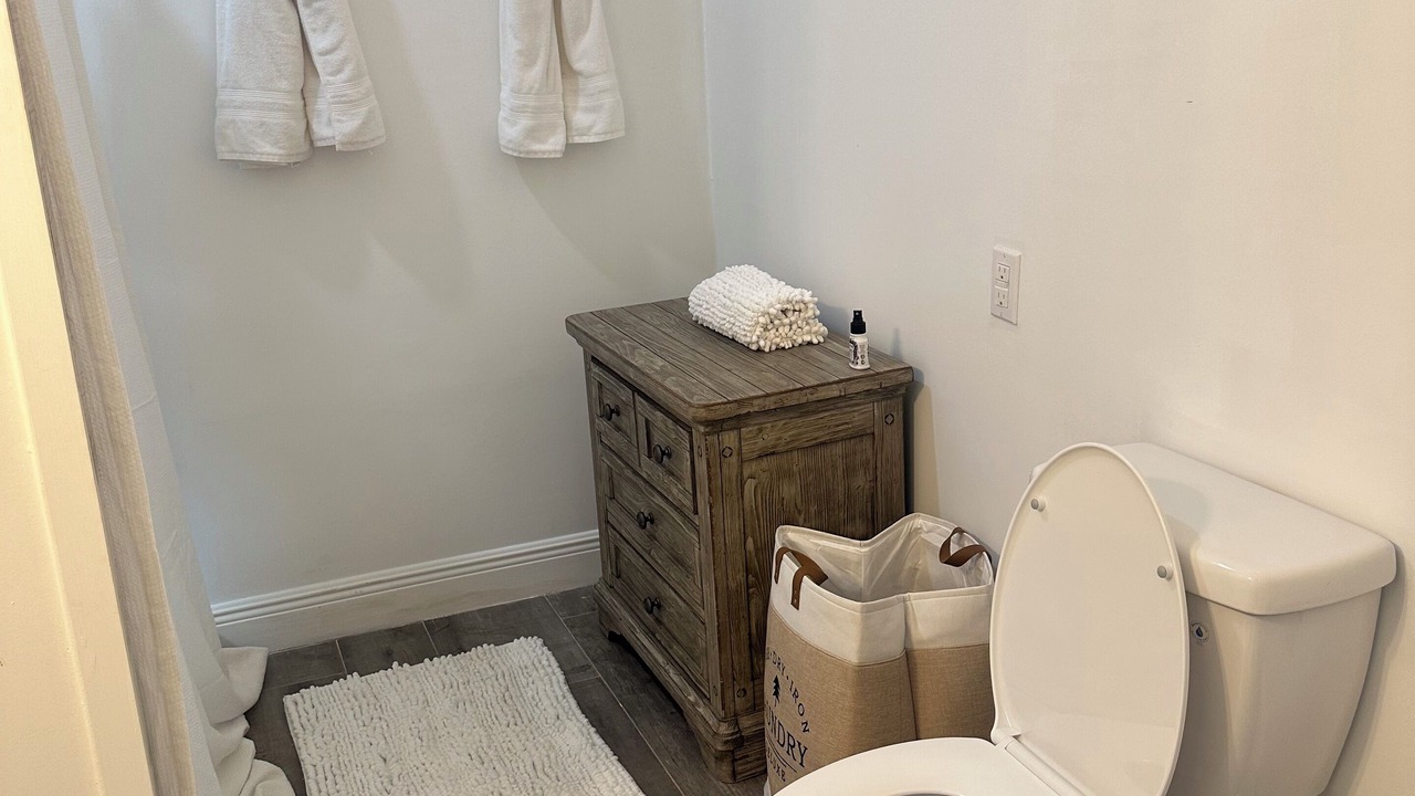 Photo of Bathroom in Green Turtle Cay