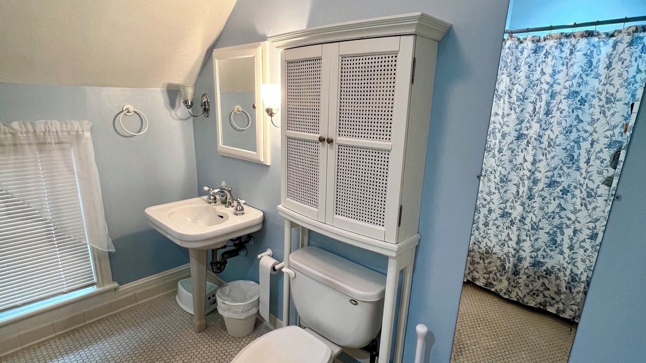 Photo of Bathroom in Ocean Grove