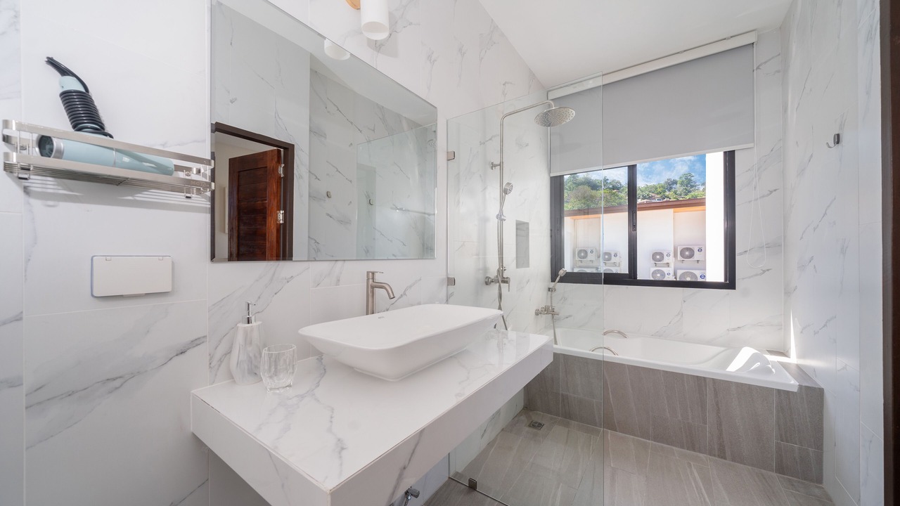 Photo of Bathroom in Kamala
