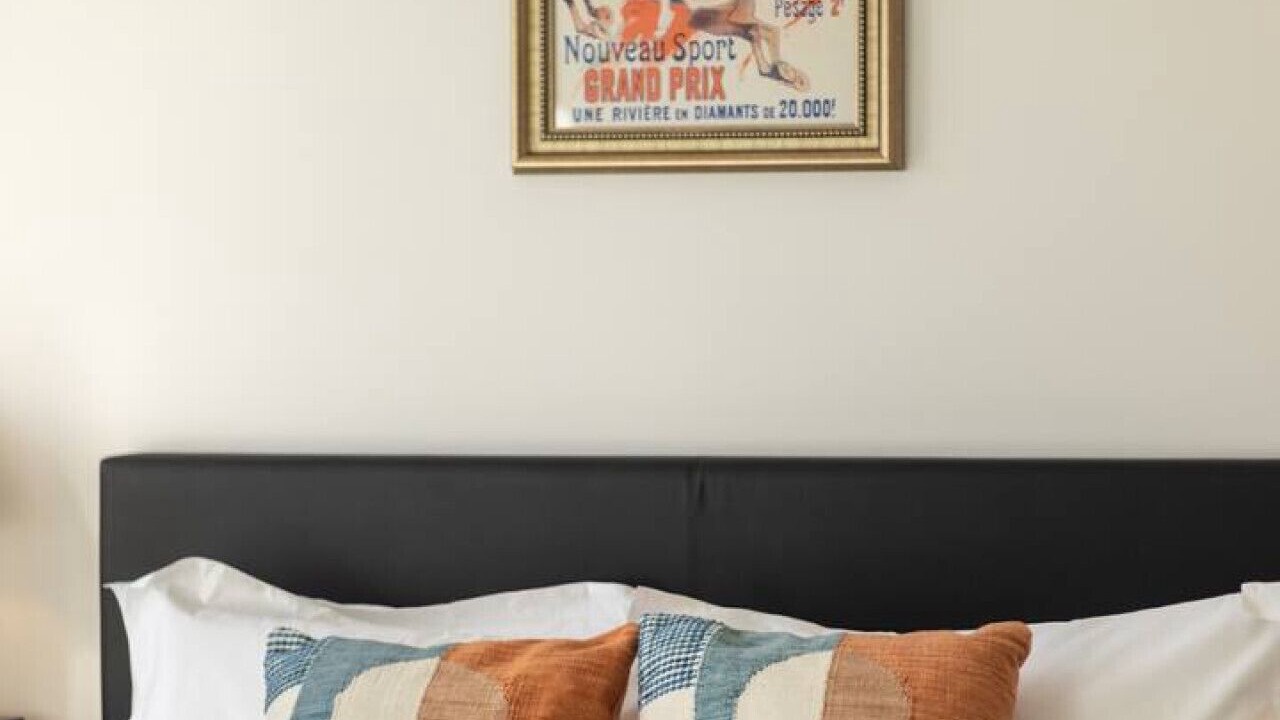 Photo of Bedroom in Parkinson