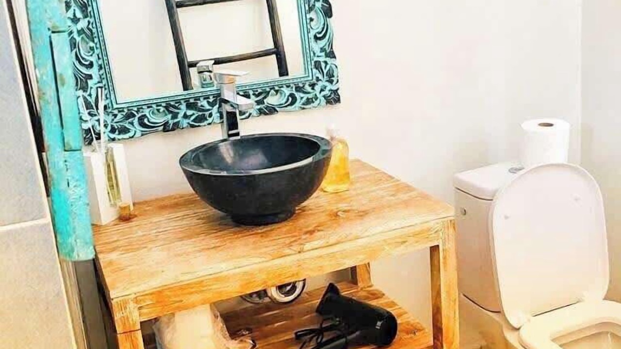 Photo of Bathroom in Paea