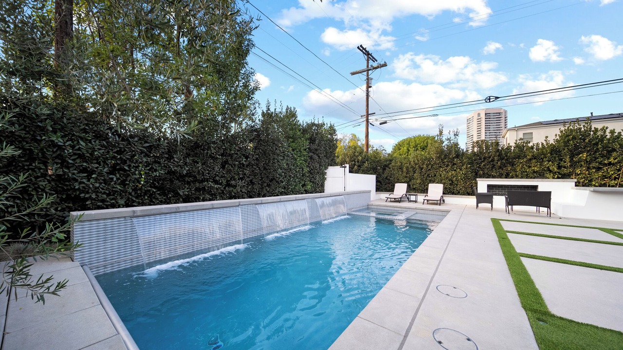 Photo of Outdoor in Westwood