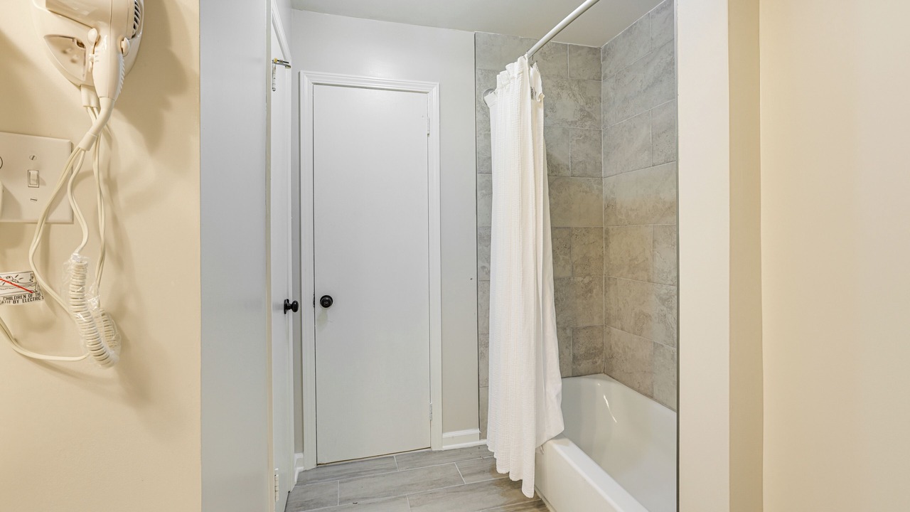 Photo of Bathroom in Tuscaloosa