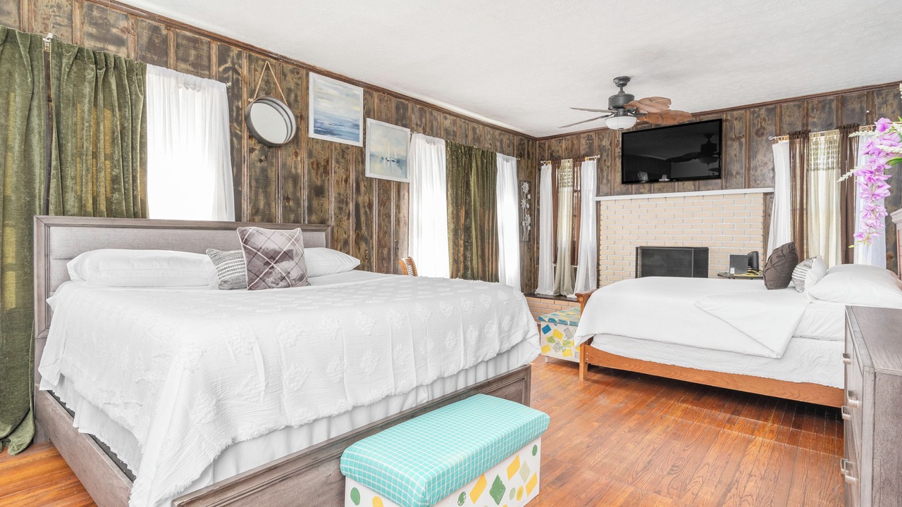Photo of Bedroom in Wetumpka