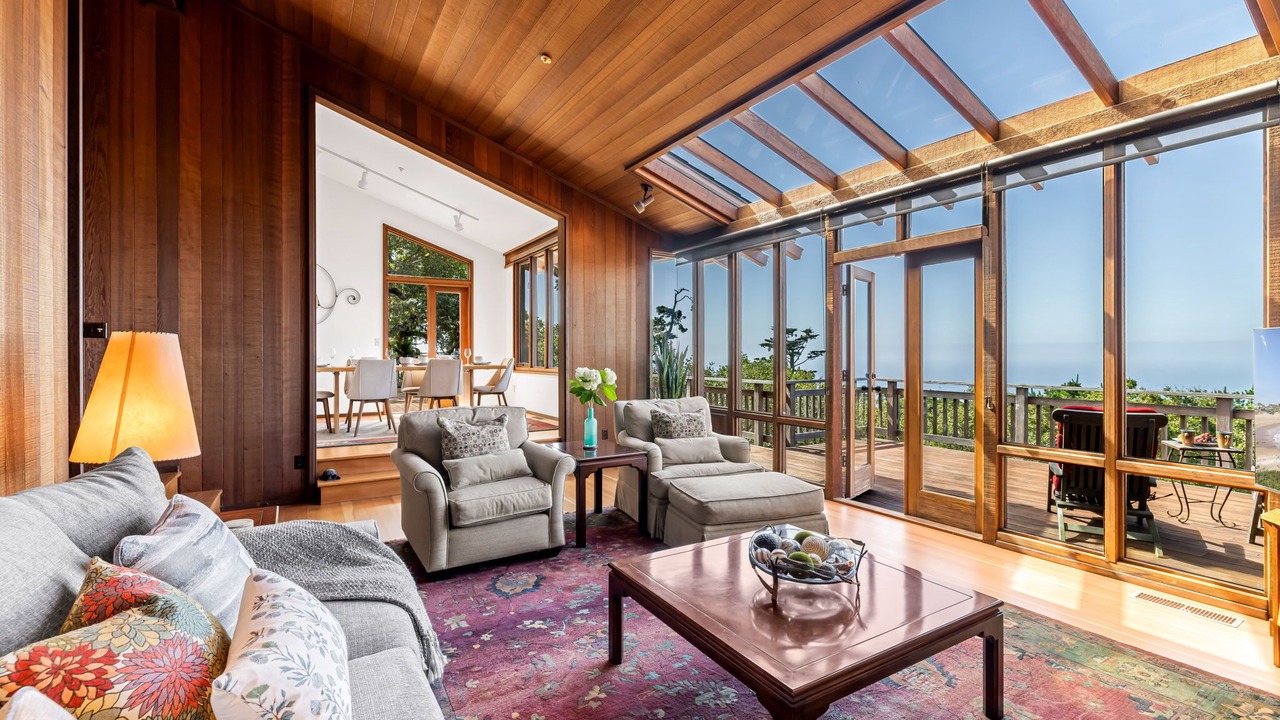 Photo of Bedroom in Carmel Highlands