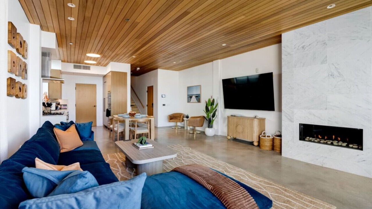 Photo of Livingroom in Los Angeles County