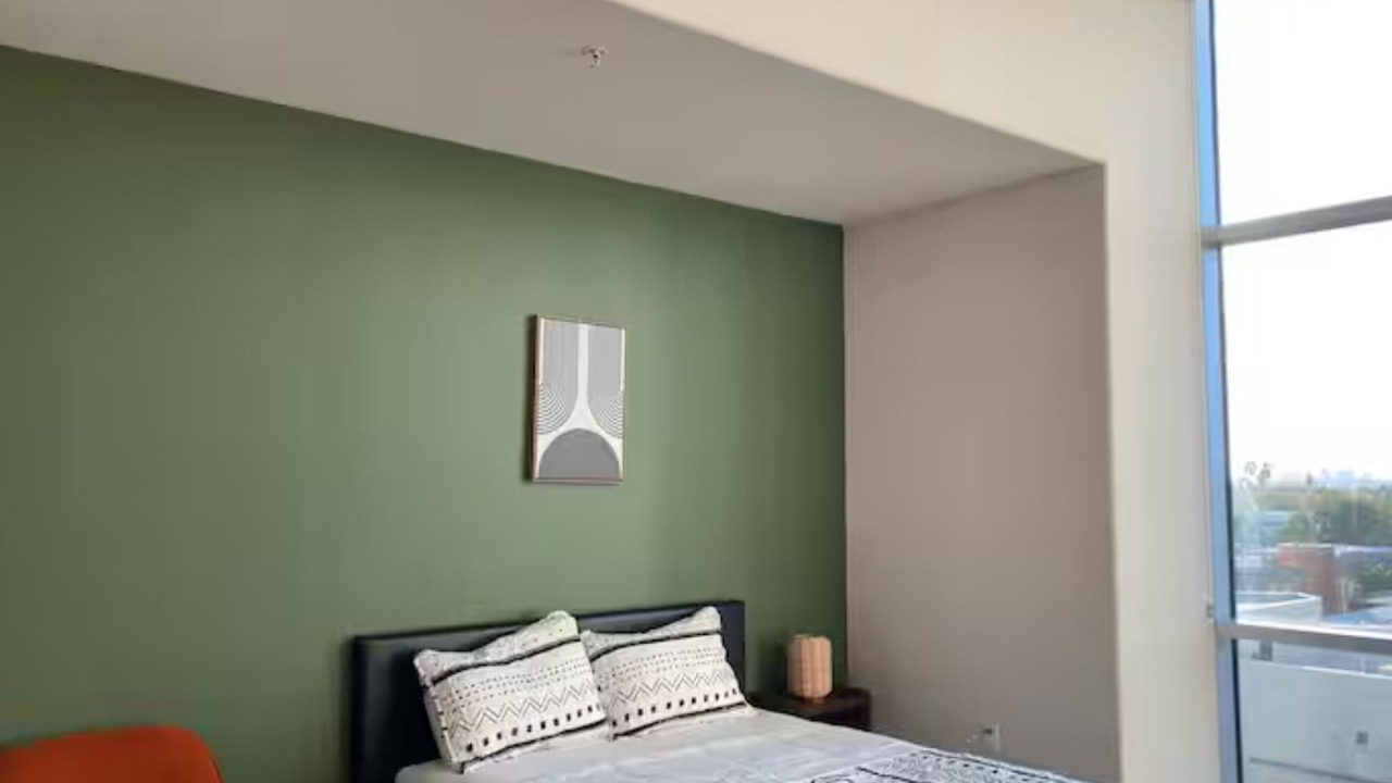 Photo of Bedroom in Hollywood