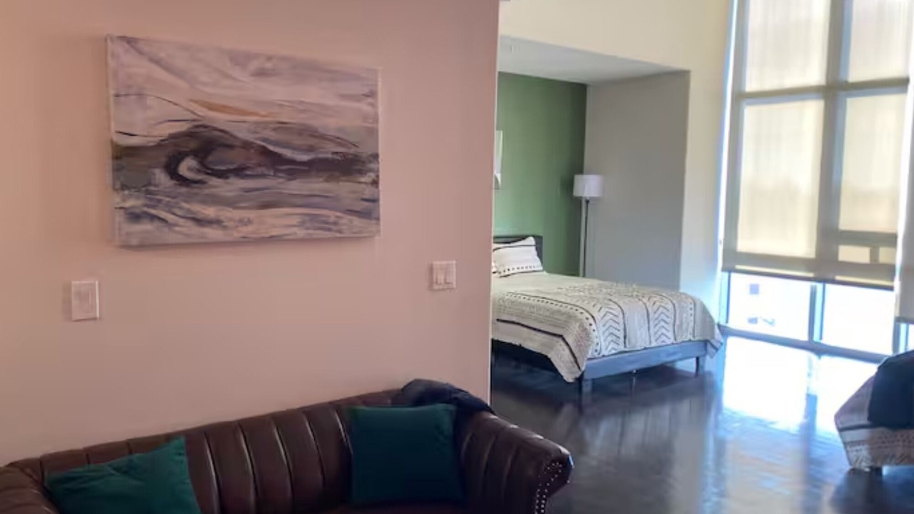 Photo of Livingroom in Hollywood