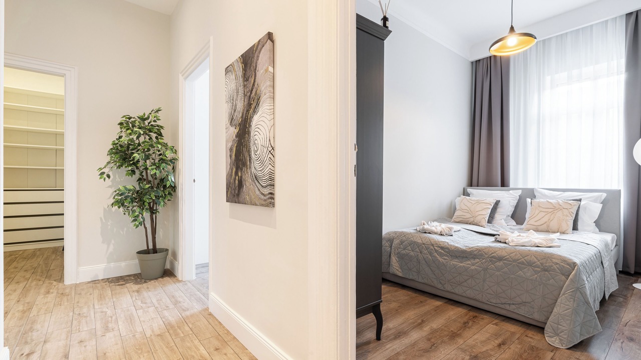 Photo of Bedroom in Palace District