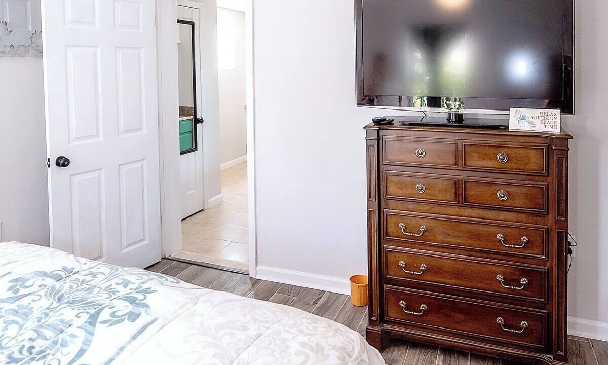 Photo of Bedroom in Navy Point