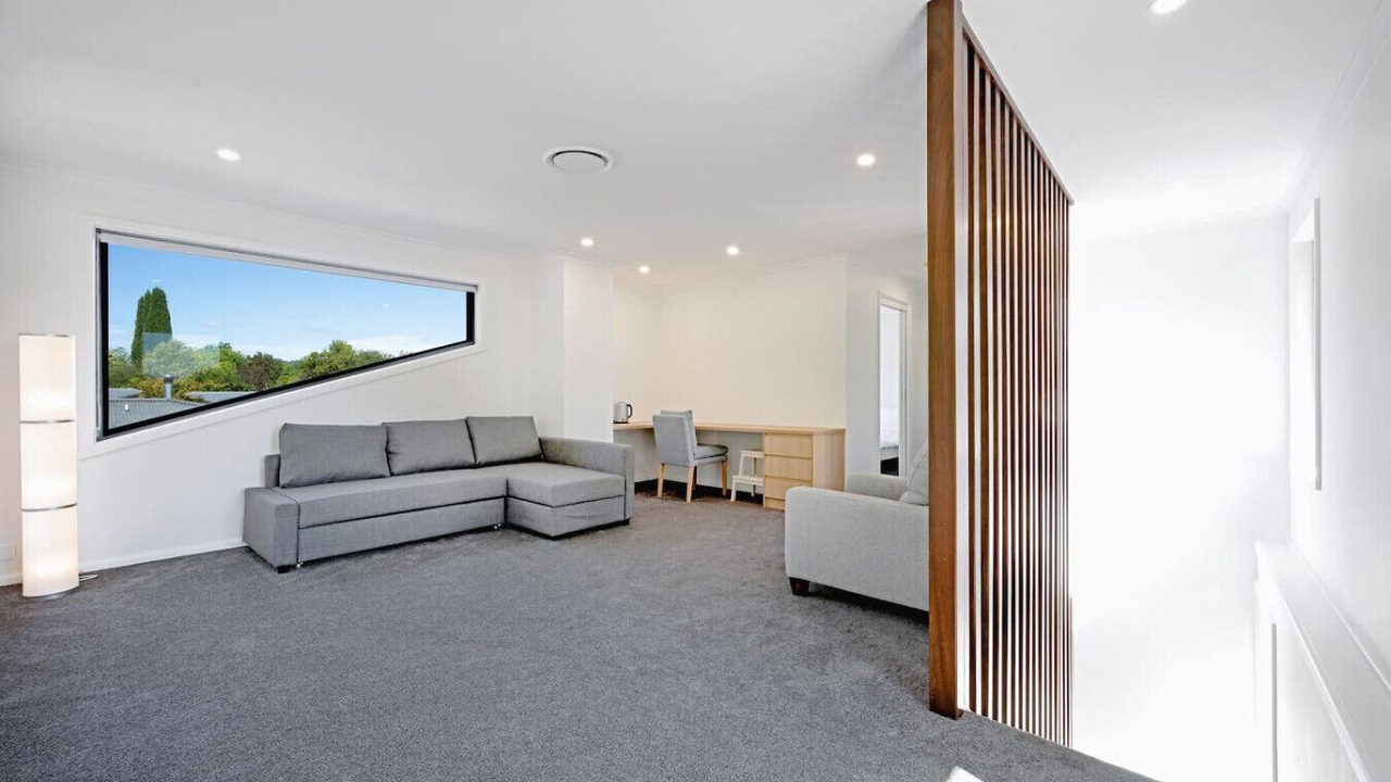 Photo of Livingroom in Dickson