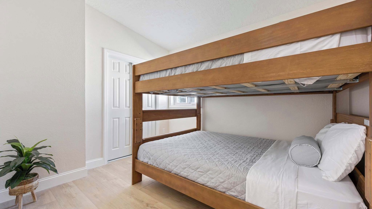 Photo of Bedroom in Cocoa Beach