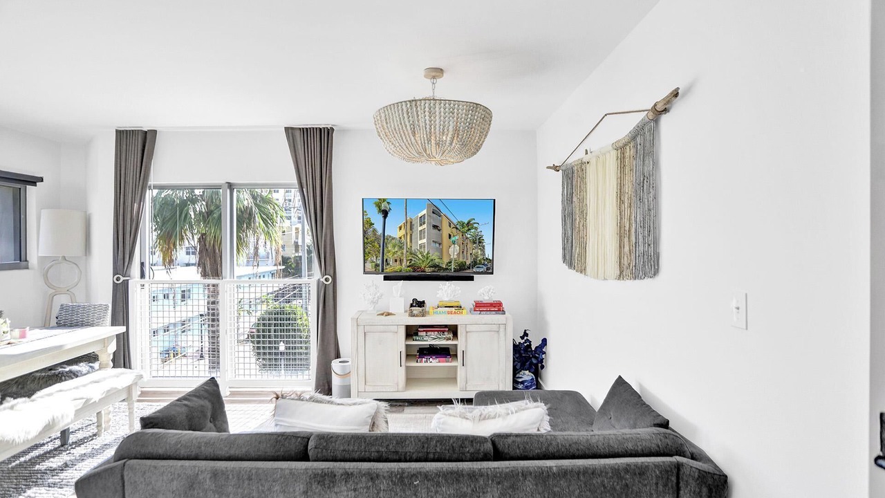 Photo of Bedroom in South Pointe