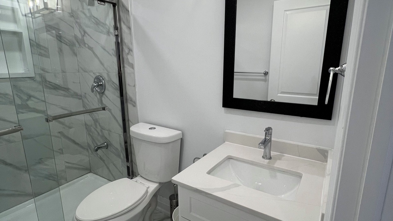 Photo of Bathroom in Erin Mills