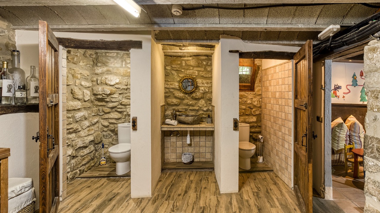 Photo of Bathroom in Merlant