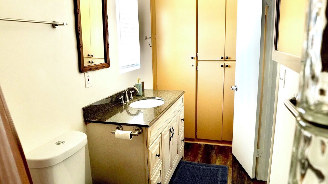 Photo of Bathroom in Lake Elsinore