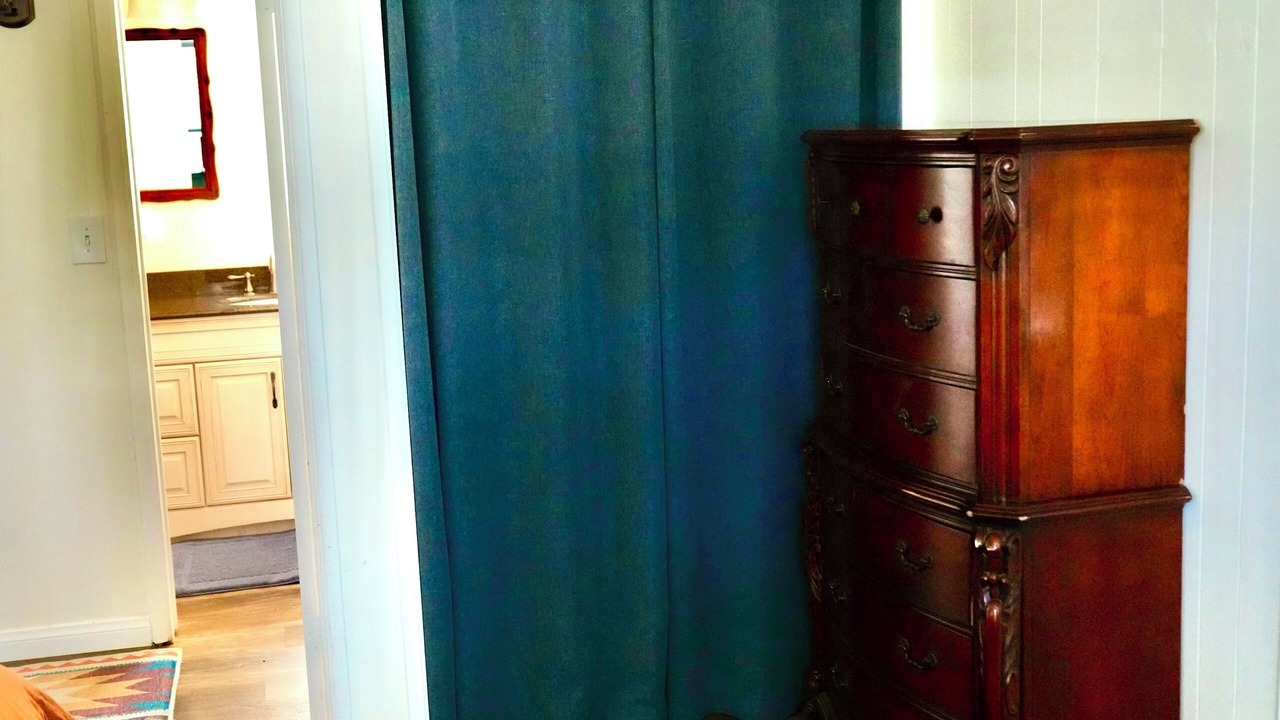 Photo of Bedroom in Lake Elsinore