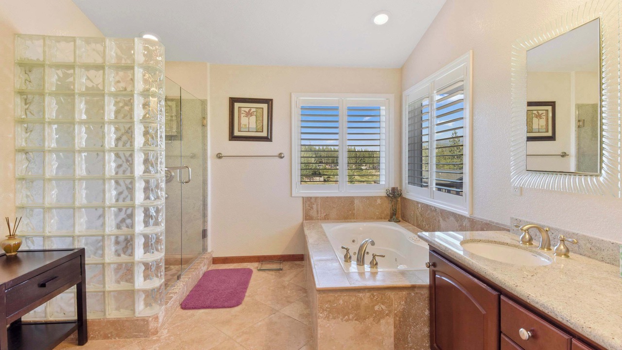 Photo of Bathroom in Mountain View Estates