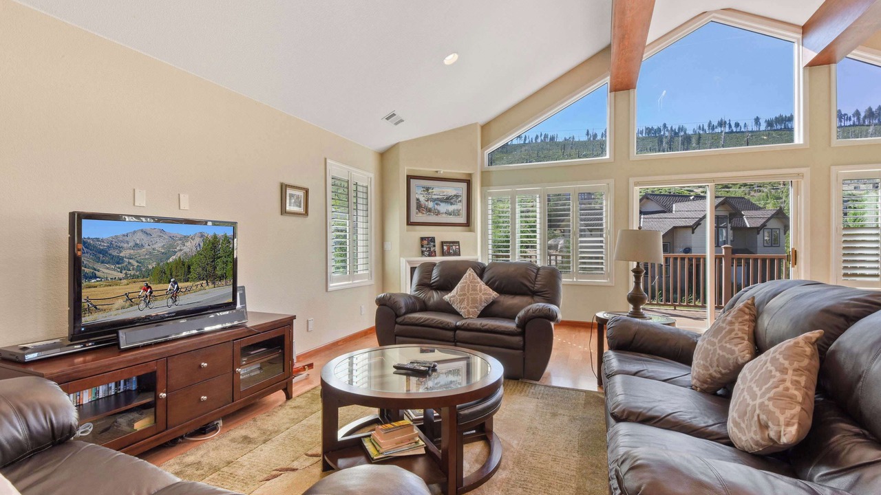 Photo of Bedroom in Mountain View Estates