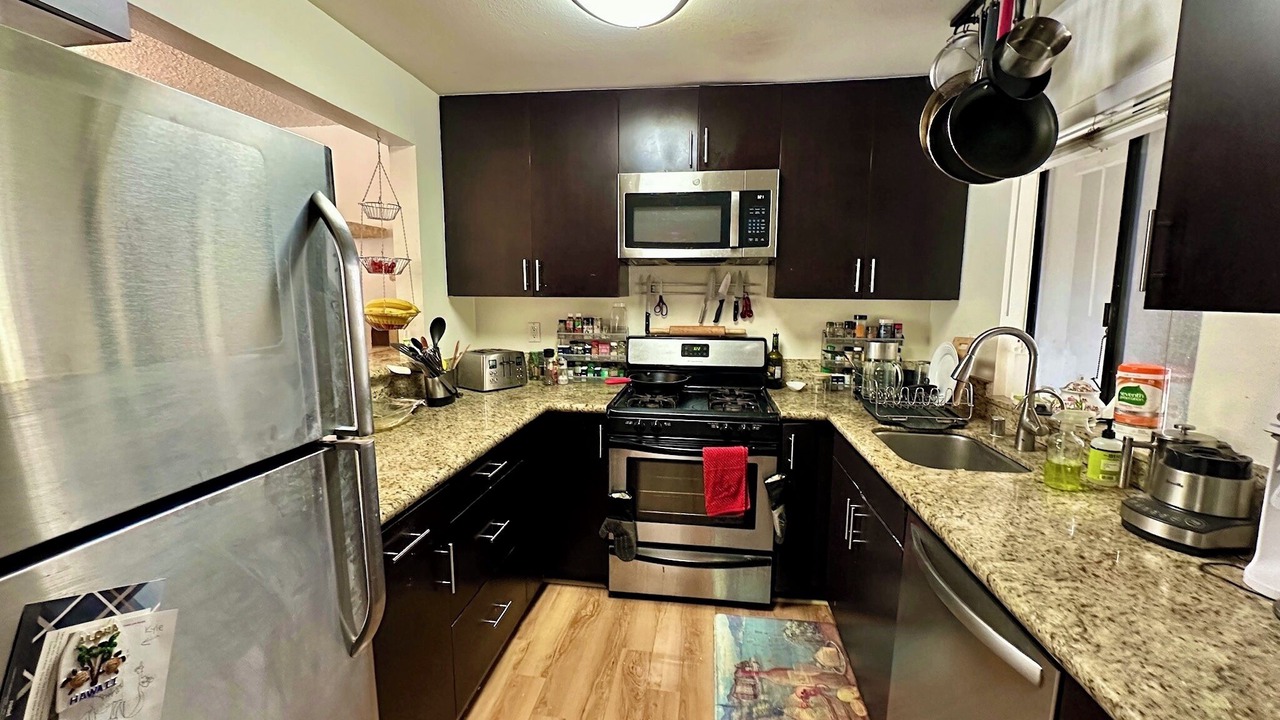 Photo of Kitchen in West Los Angeles