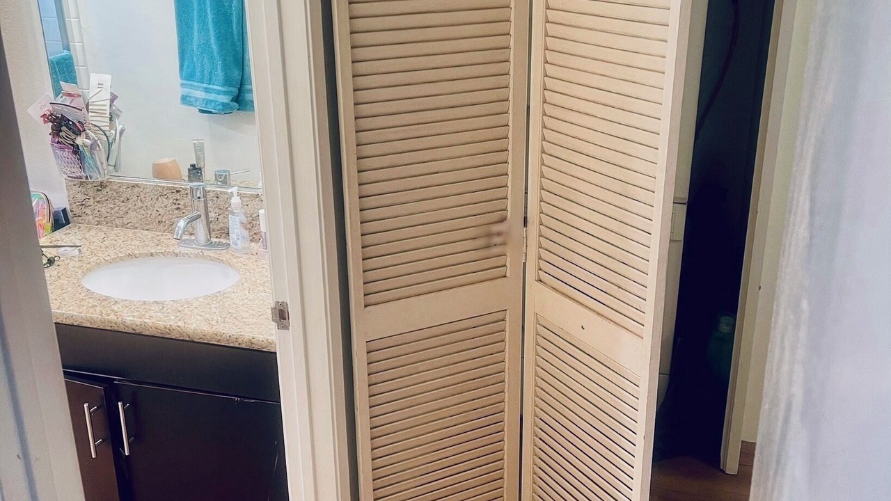 Photo of Bathroom in West Los Angeles