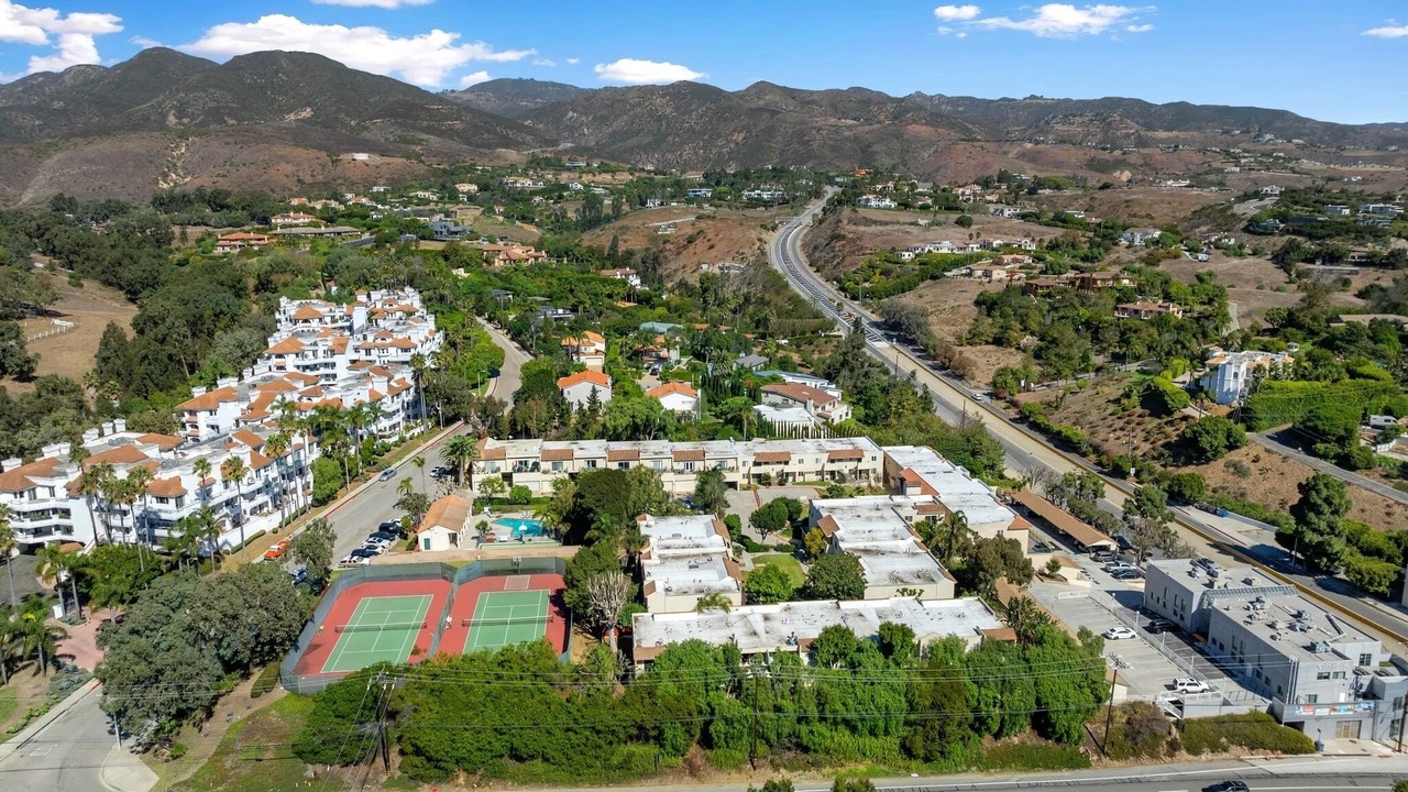 Photo of Outdoor in Central Malibu