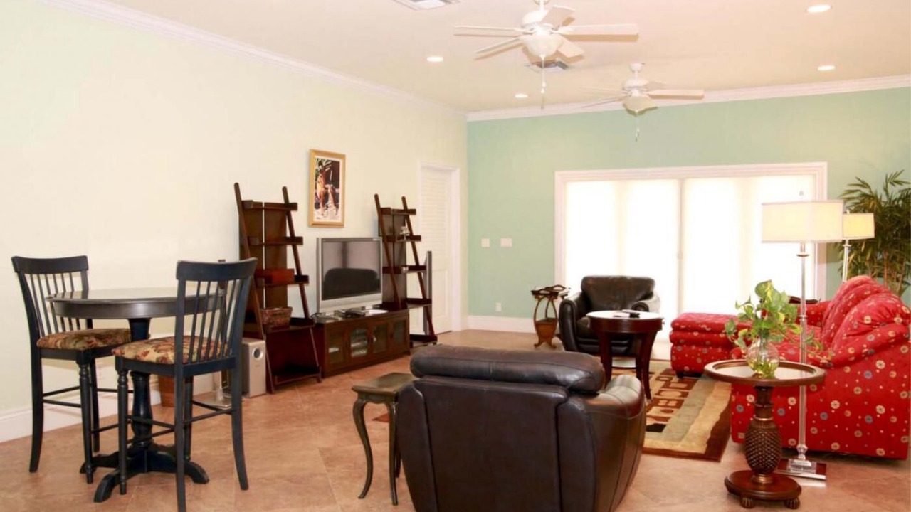 Photo of Livingroom in West End