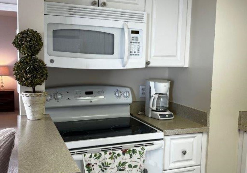 Photo of Kitchen in Ormond Shores Estates