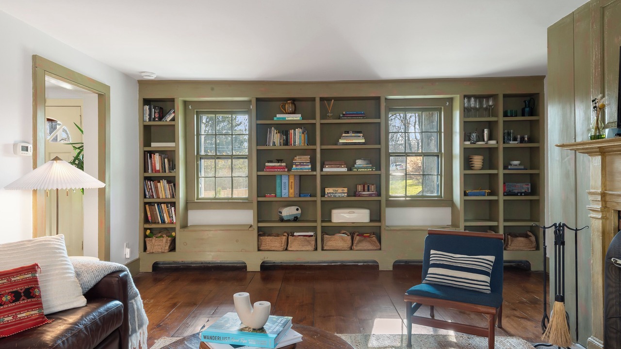 Photo of Livingroom in Putnam Valley