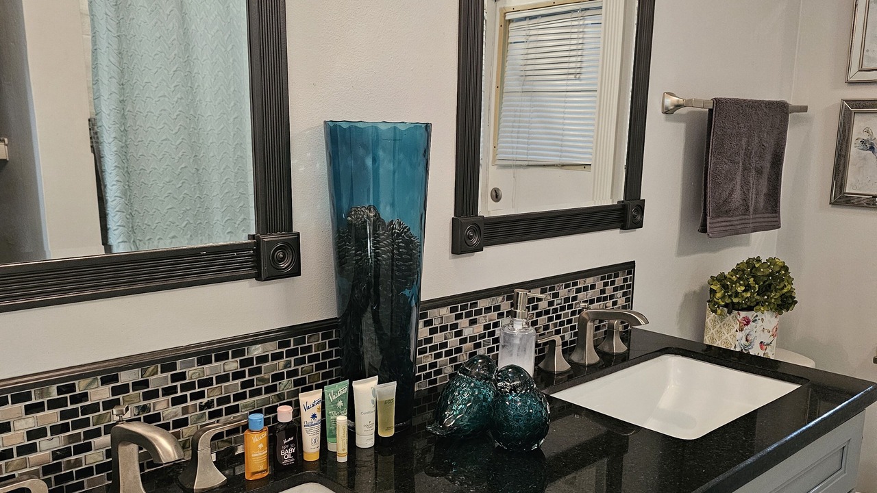 Photo of Bathroom in Sunrise