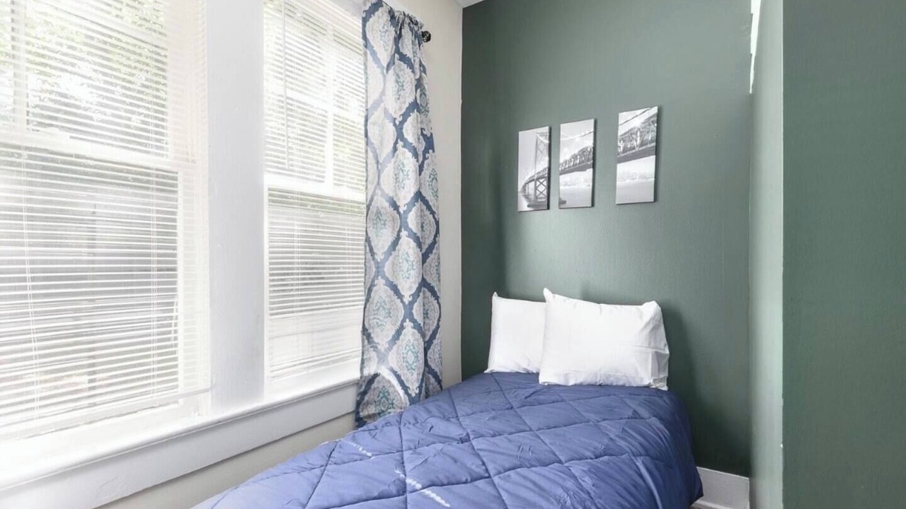 Photo of Bedroom in Glen Iris