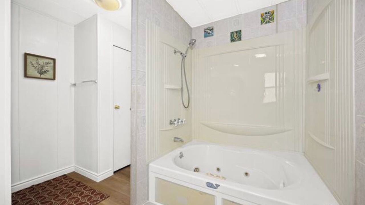 Photo of Bathroom in Lake Elsinore