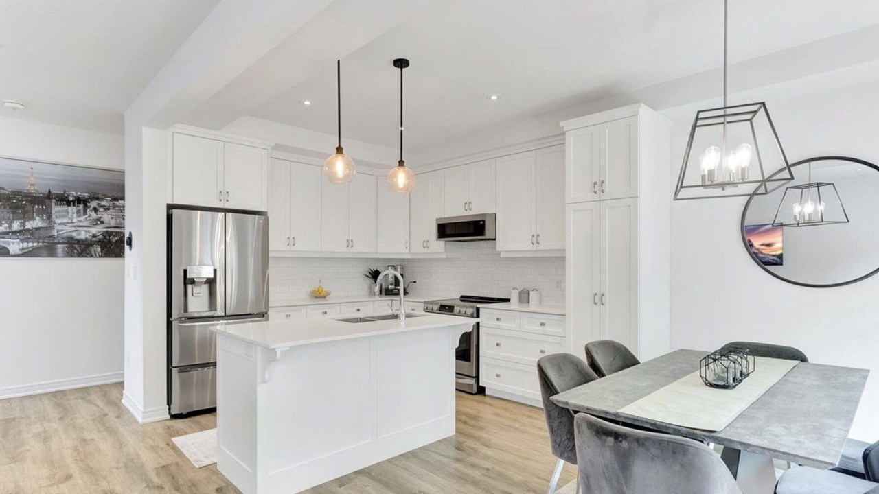 Photo of Kitchen in Stoney Creek