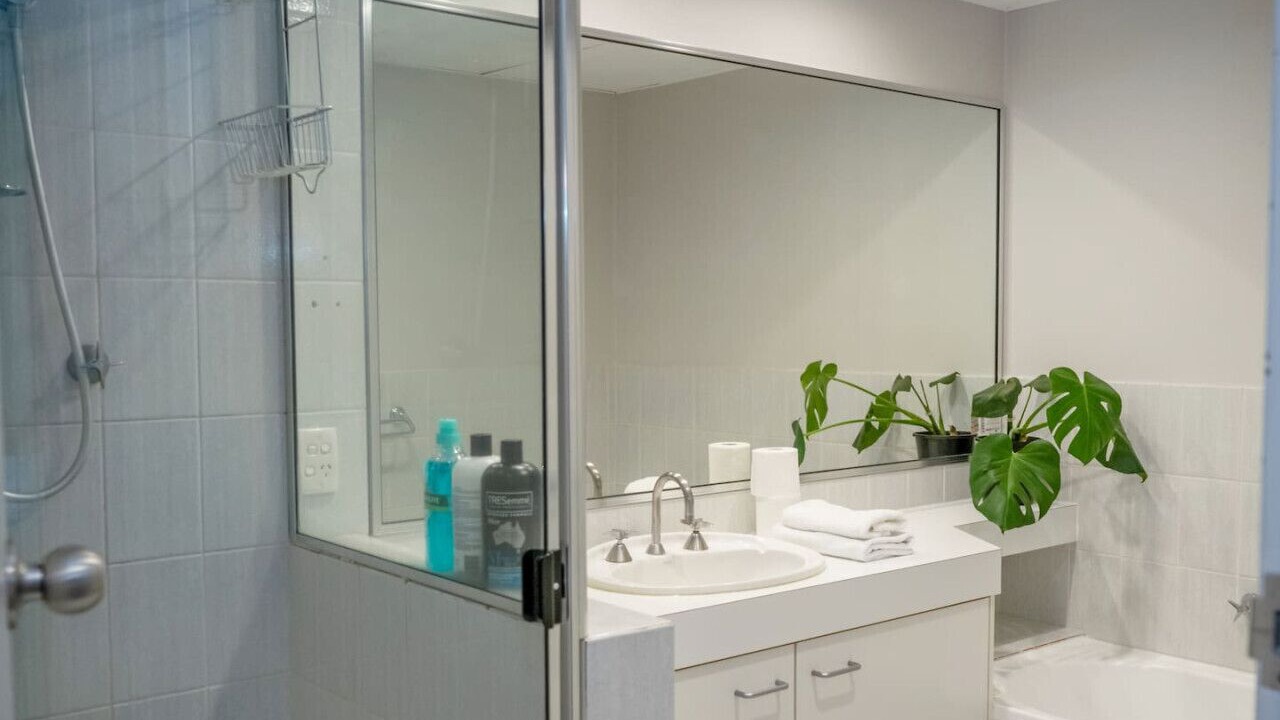 Photo of Bathroom in Griffith
