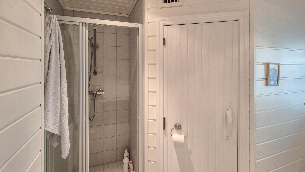 Photo of Bathroom in Gulen Municipality