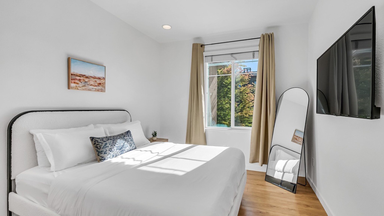 Photo of Bedroom in Berryessa