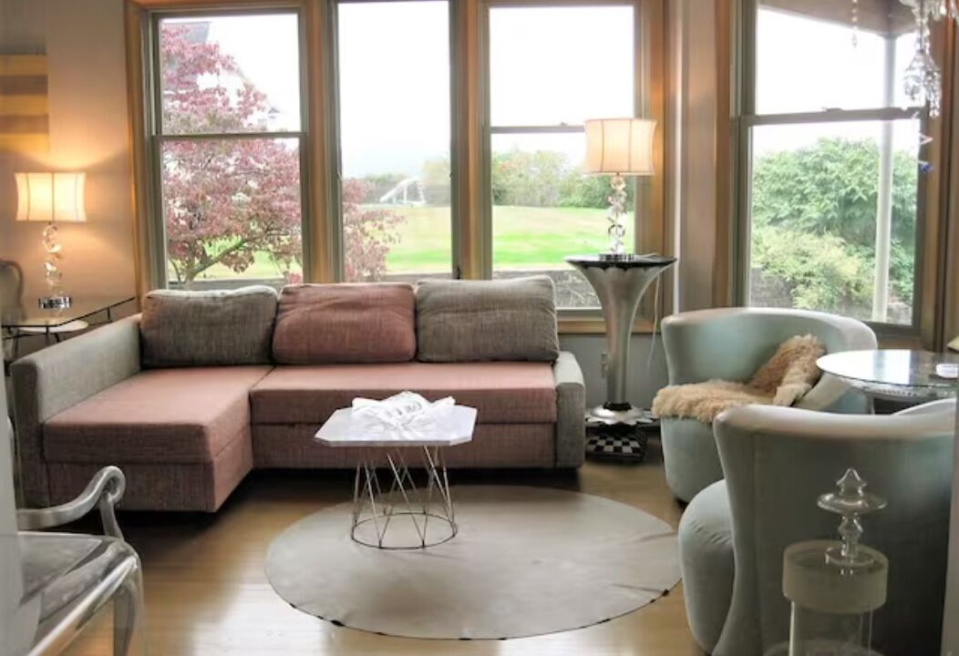Photo of Livingroom in Newburgh