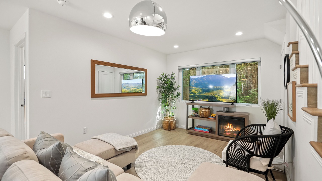 Photo of Livingroom in Vernon