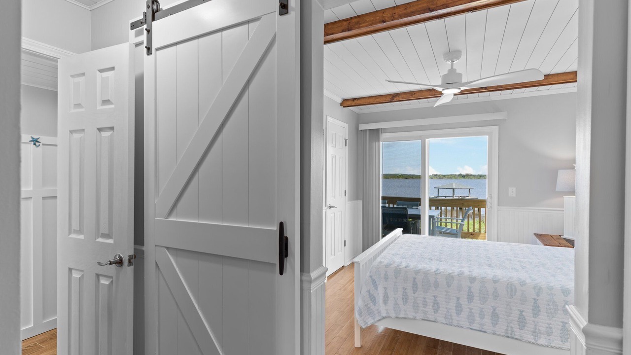 Photo of Bedroom in Ocean City Beach