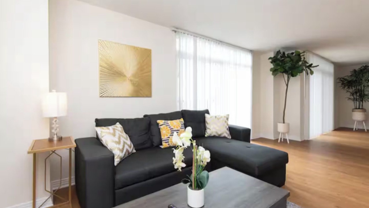 Photo of Livingroom in Silver Strand