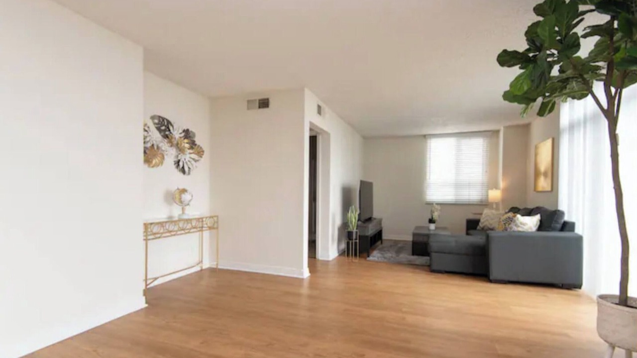 Photo of Livingroom in Silver Strand