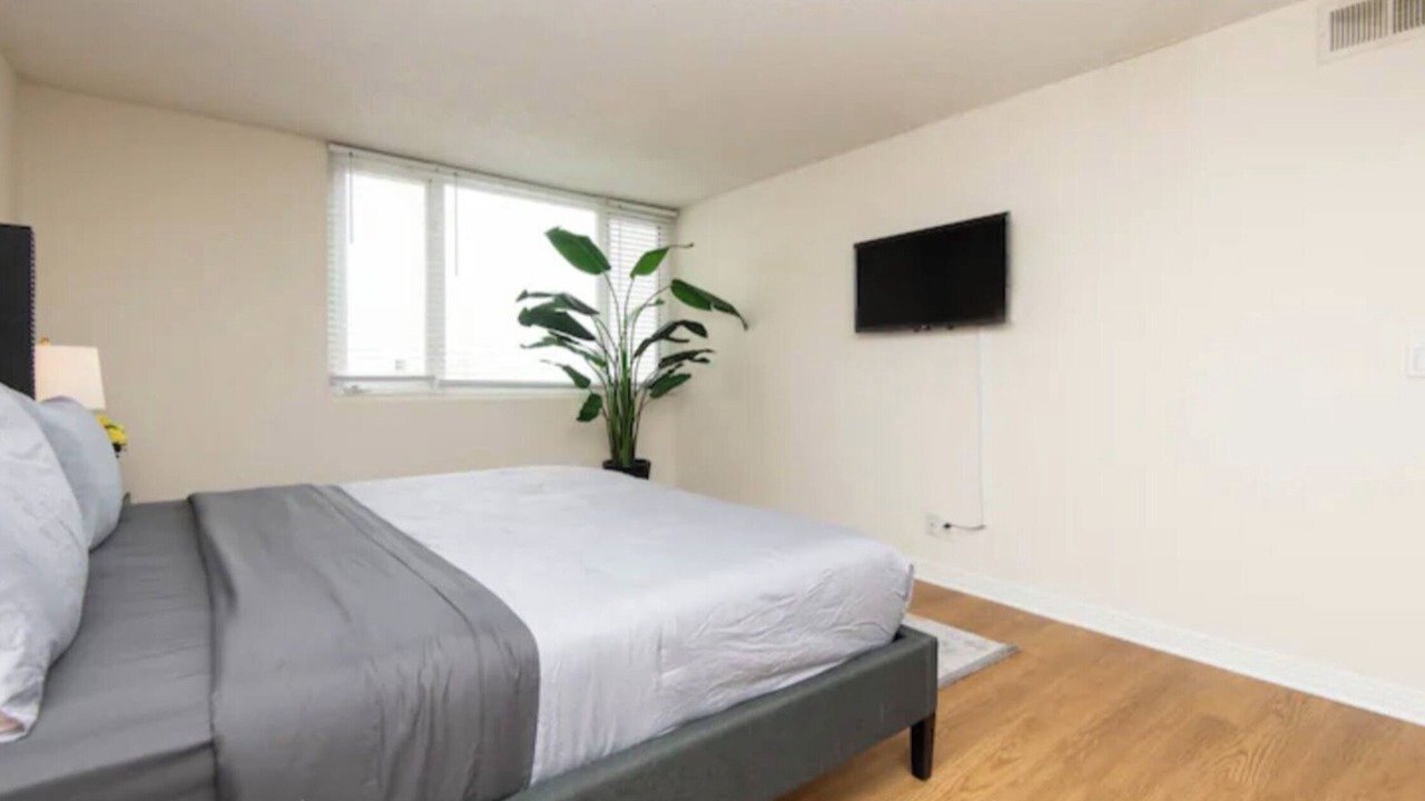 Photo of Bedroom in Silver Strand